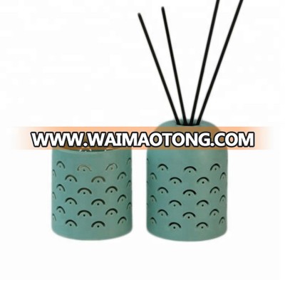 Wholesale aroma reed diffuser ceramic holder with rattan sticks